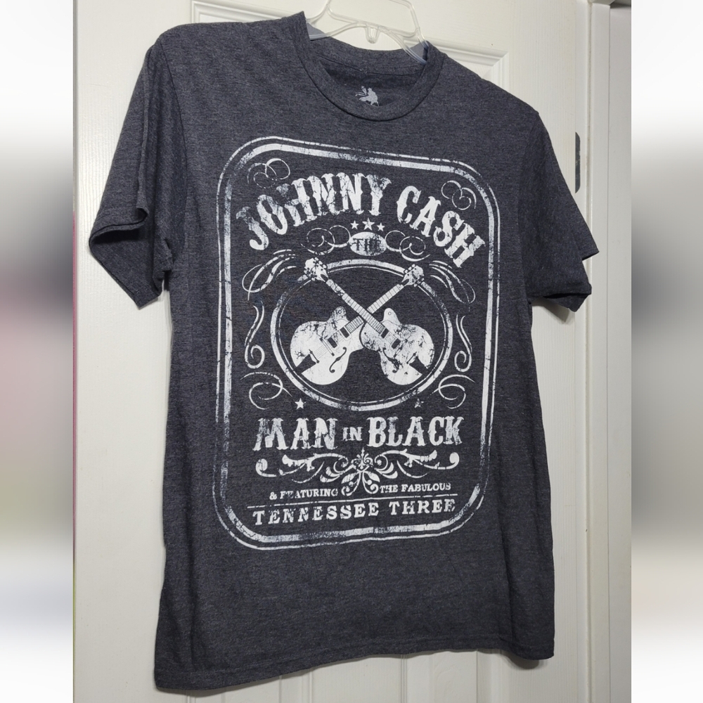 Johnny Cash Man In Black and Featuring The Rock Music Shirt, size M